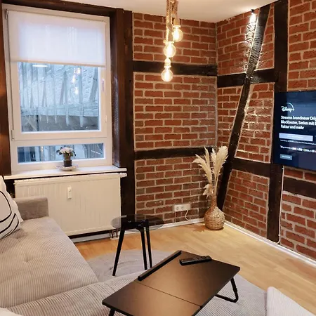 Apartamento Jasta Homes Altstadt, Zentral, überdachter Parkplatz, Netflix, Vollausstattung, Loft, Modern Und Komfort *