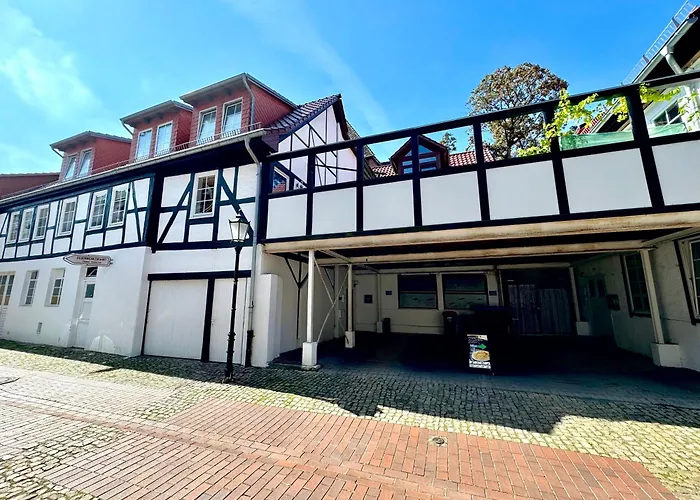 Jasta Homes Altstadt, Zentral, Ueberdachter Parkplatz, Netflix, Vollausstattung, Loft, Modern Und Komfort Appartamento Hamelin
